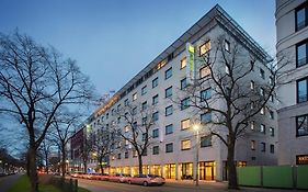 Holiday Inn Express Berlin City Centre By Ihg